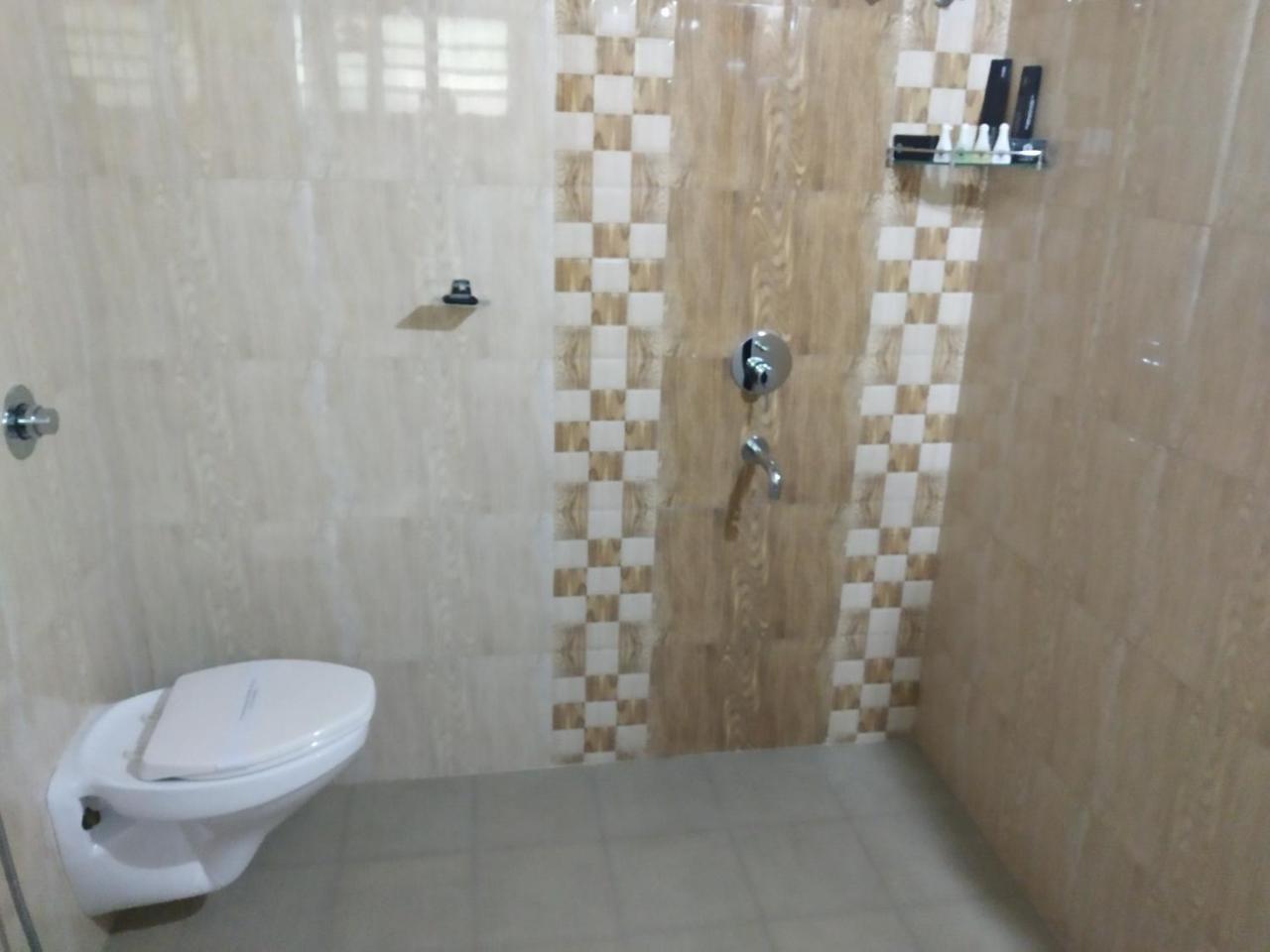 Shoolin Resorts Манипала Екстериор снимка